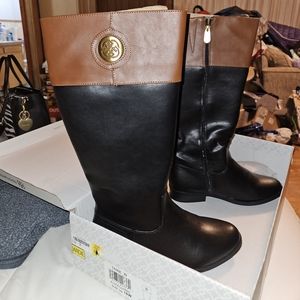 Brand new size 10 wide Daisy Fuentes riding boots